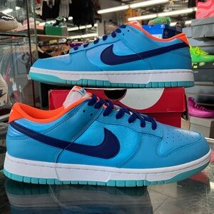 Nike Dunk Low SE Baltic Blue Total Orange Size 11.5